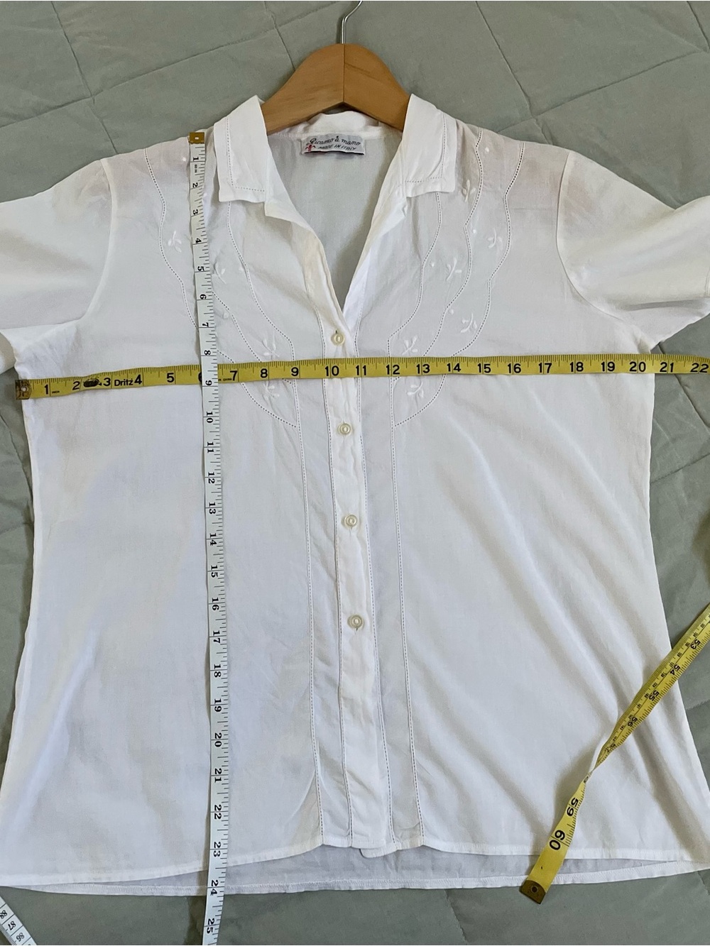 Vintage hand embroidered women’s white shirt - Picture 5 of 14